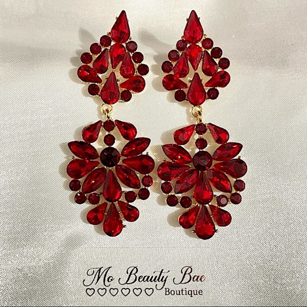Elegant Red Statement Crystal Drop Earrings - Picture 2 of 6